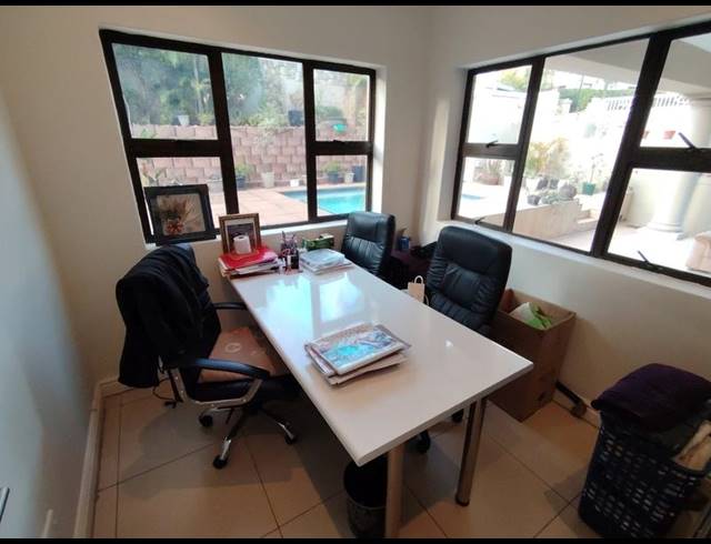 3 BEDROOM TOWNHOUSE FOR SALE IN IZINGA